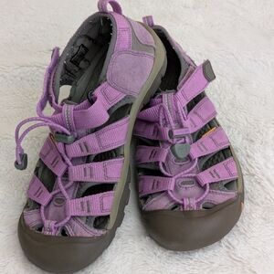 Great Condition: Keen Newport H2 Girls 5